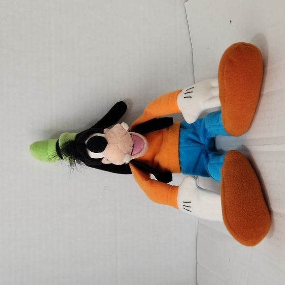 Goofy Plush Toy Stuffed Animal - Picture 2 of 8